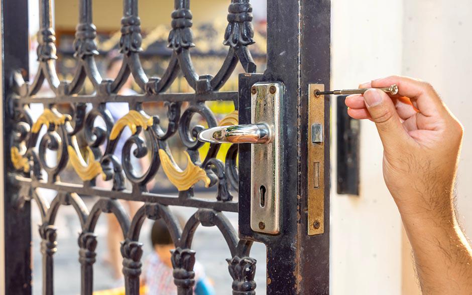 changer de serrure porte d'entrée Pantin